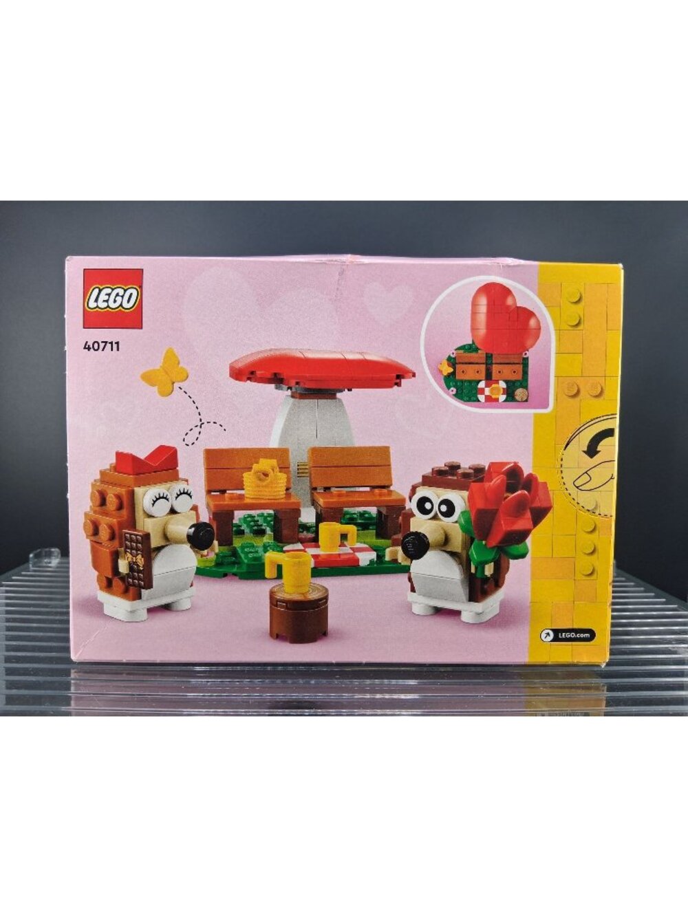 LEGO 40711 Hedgehog Picnic Date Building Set